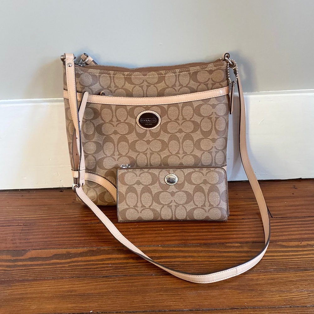 Authentic Coach Crossbody with Wallet
